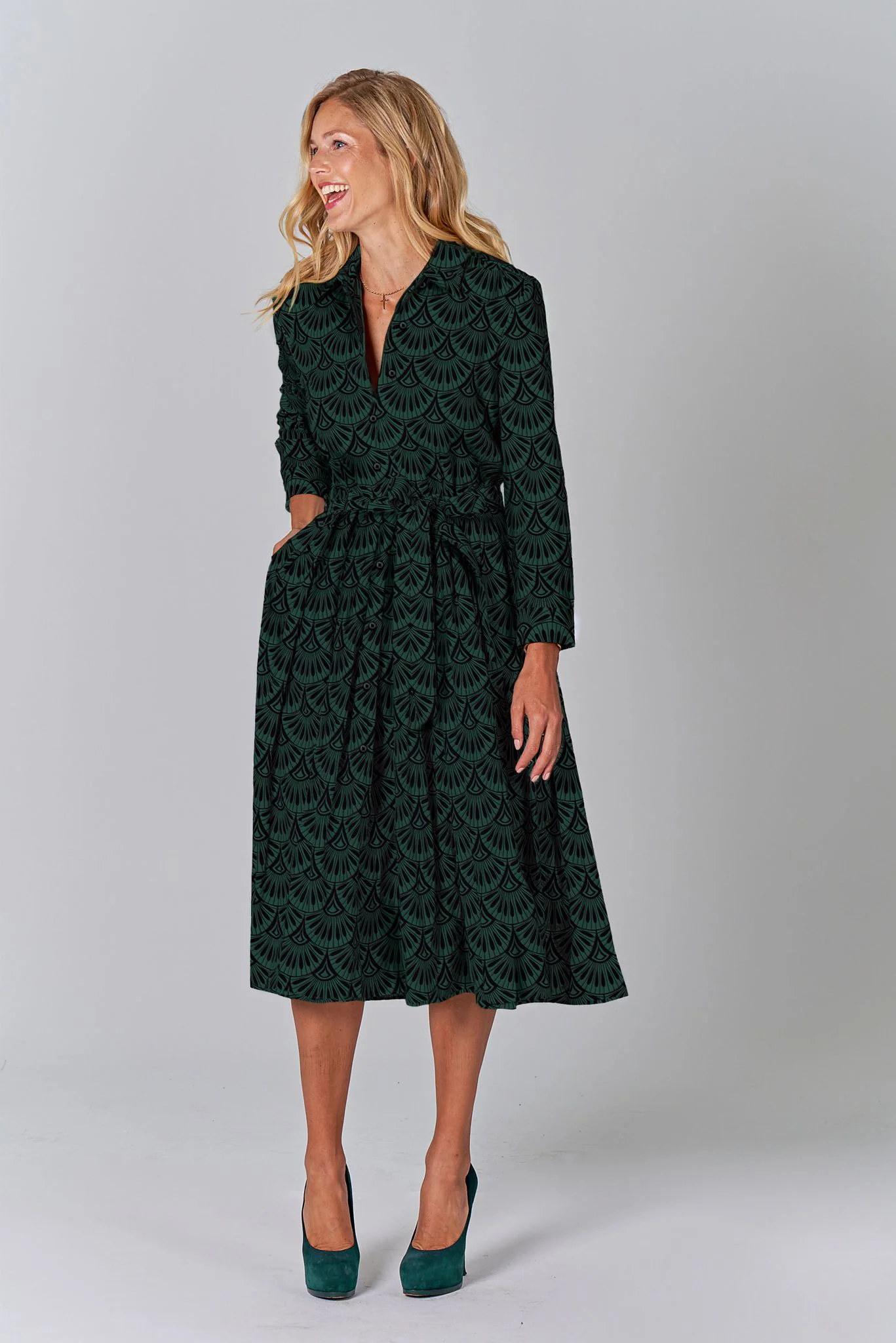 Emerson Dress in Cotton | Art Deco Geo Evergreen - Pasdaily